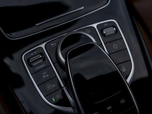 Used 2018 Mercedes-Benz E 400 Coupe image 29