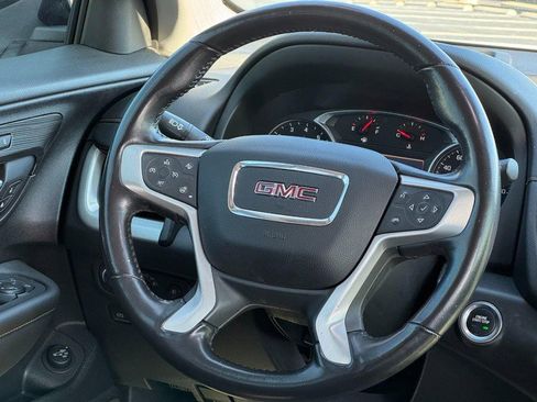 Used 2021 GMC Terrain SLT w/ Elevation Edition image 12