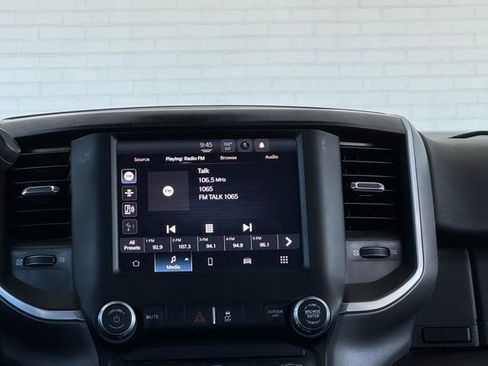 Used 2024 RAM 2500 Big Horn image 27