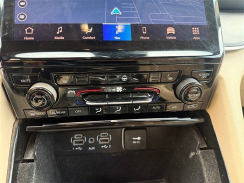 Used 2021 Jeep Grand Cherokee L Limited w/ Trailer Tow Package image 21