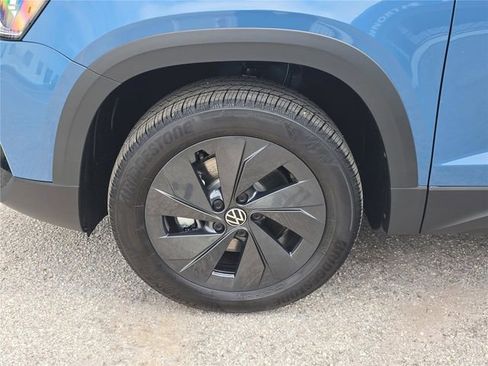 New 2026 Volkswagen Taos S FWD image 5
