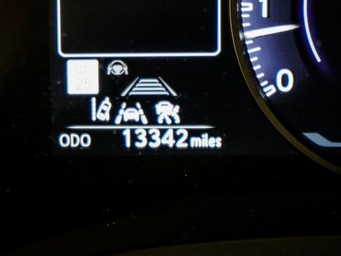 Used 2023 Lexus RX 350 Premium image 29