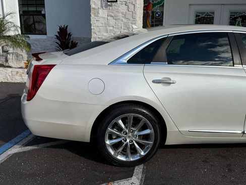 Used 2014 Cadillac XTS Luxury w/ Driver Awareness Package image 17