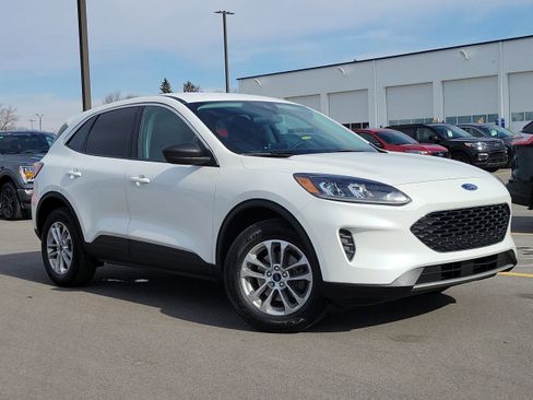 Certified 2022 Ford Escape SE w/ Convenience Package image 34