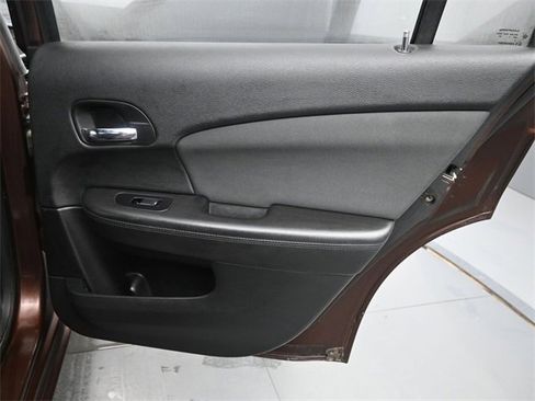 Used 2012 Chrysler 200 Touring image 16