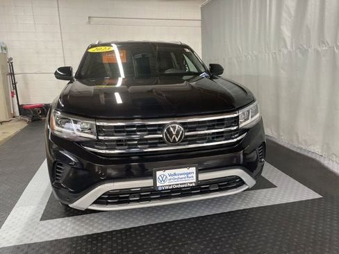 Certified 2023 Volkswagen Atlas Cross Sport SE image 1