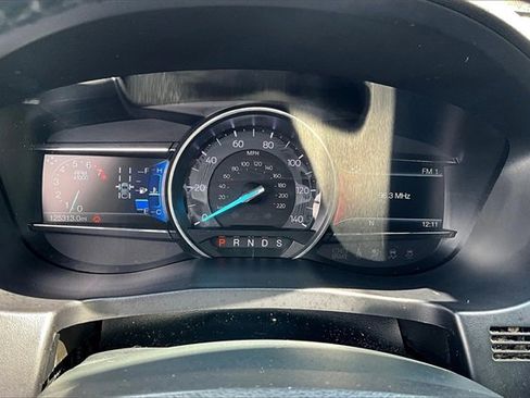 Used 2018 Ford Explorer XLT w/ Equipment Group 202A image 19