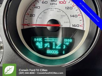 Used 2014 Dodge Challenger R/T RWD video 2