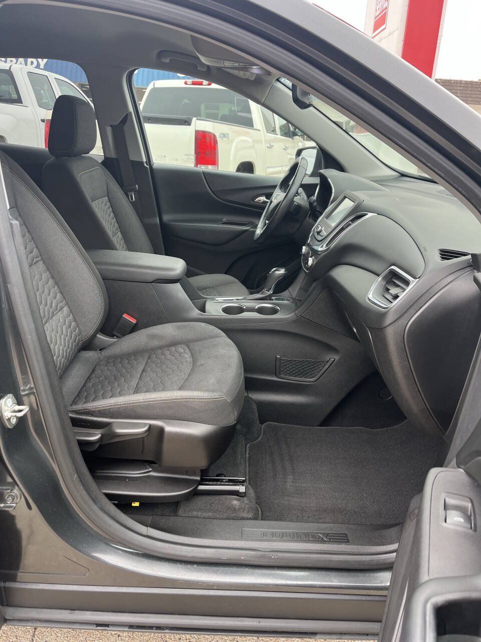 Used 2018 Chevrolet Equinox LT AWD/4WD image 22
