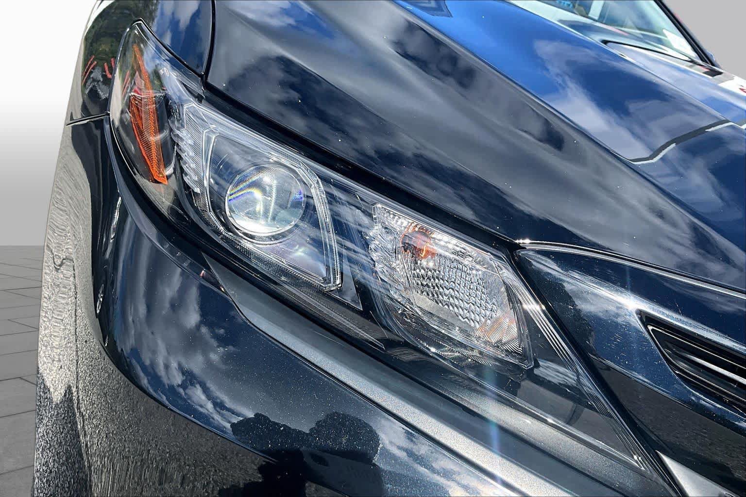 Used 2024 Toyota Camry SE AWD/4WD image 27