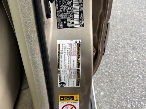 Used 2006 Toyota Land Cruiser image 31