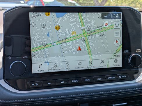 Used 2022 Nissan Rogue Platinum w/ Head-Up Display Package FWD image 32