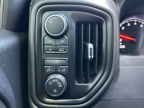 Used 2022 Chevrolet Silverado 1500 Custom w/ LPO, Dark Essentials Package AWD/4WD image 13
