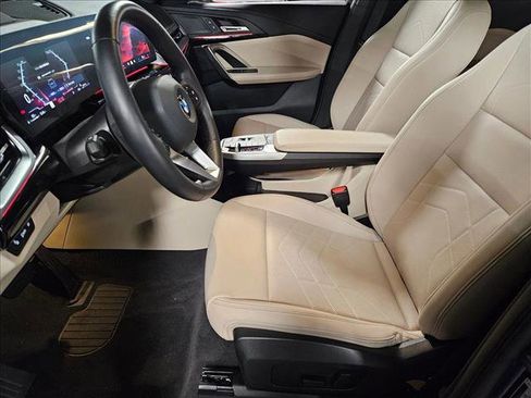 Certified 2025 BMW X1 xDrive28i w/ Technology Package image 15