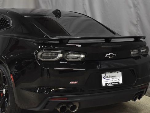 Used 2020 Chevrolet Camaro SS image 9