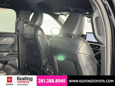 Used 2025 Ford Explorer ST-Line AWD/4WD image 19