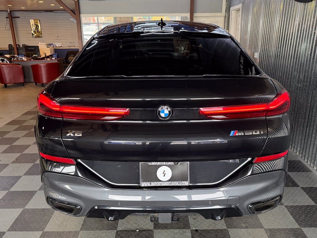 Used 2022 BMW X6 M50i AWD/4WD image 5