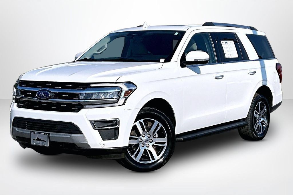 Used 2024 Ford Expedition Limited AWD/4WD image 3