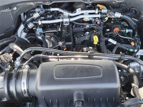 Used 2022 Ford Explorer XLT w/ Equipment Group 202A image 25