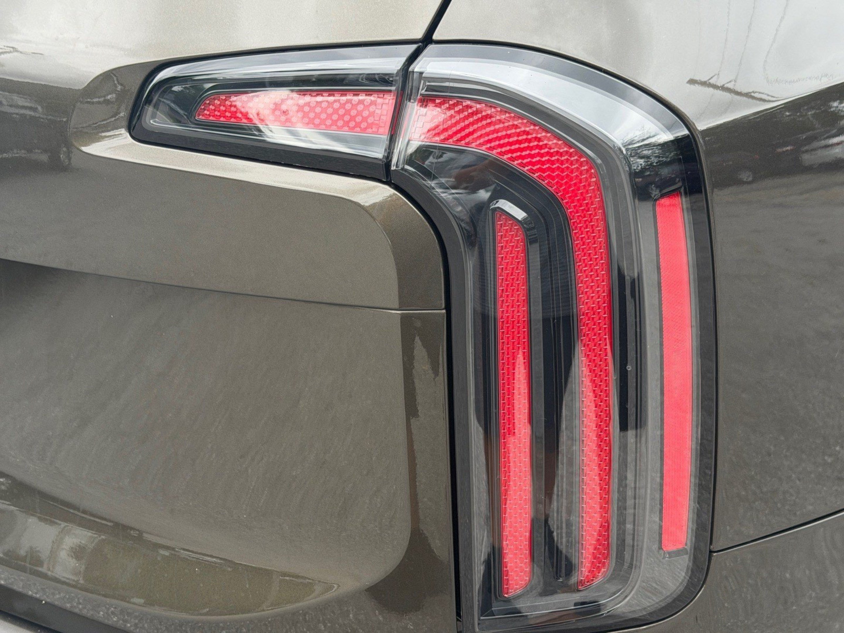 Used 2024 Kia Telluride EX FWD image 14