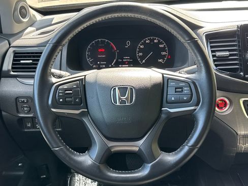 Used 2024 Honda Ridgeline Sport image 25