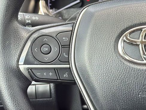 Used 2022 Toyota Camry LE FWD image 21