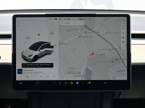 Used 2021 Tesla Model Y Long Range AWD/4WD image 11