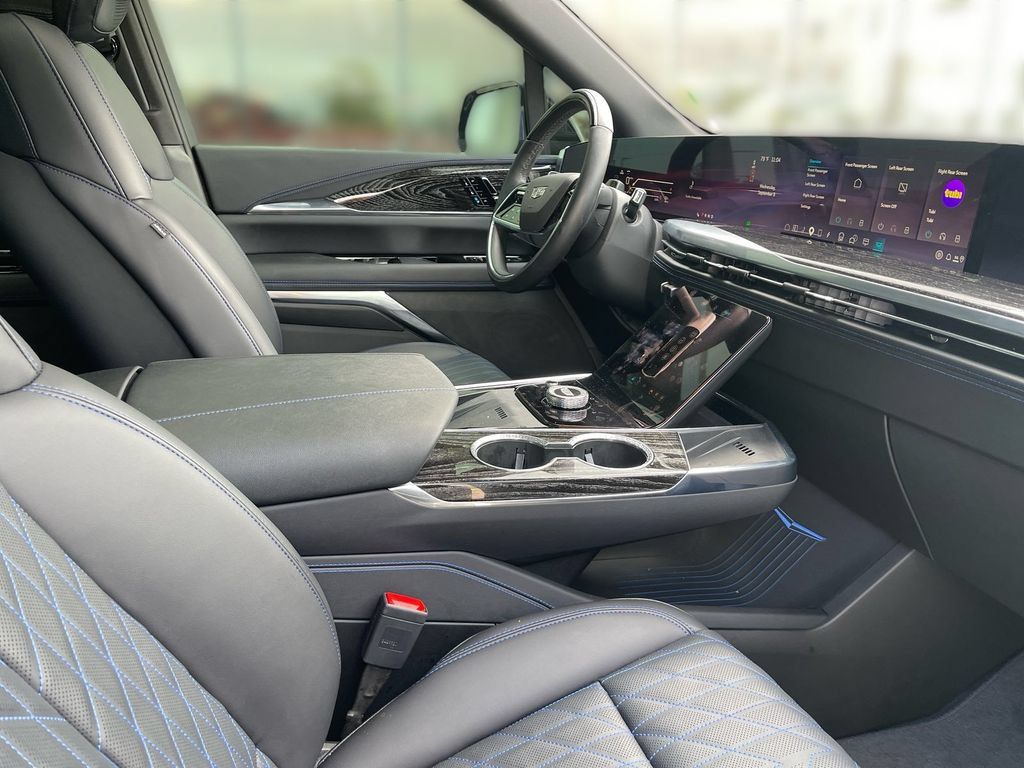Certified 2026 Cadillac Escalade IQ Sport 1 AWD/4WD image 32