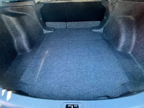 Used 2025 Toyota Corolla LE FWD image 31