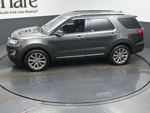 Used 2017 Ford Explorer Limited AWD/4WD image 58