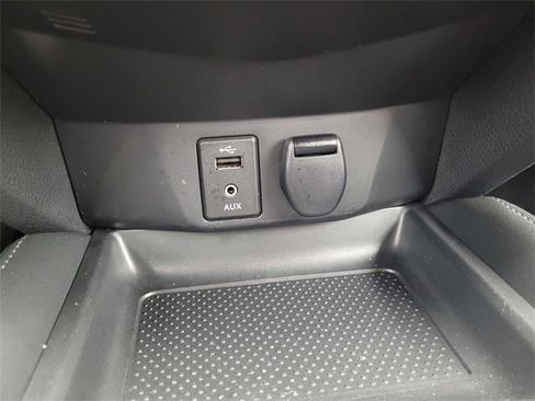 Used 2017 Nissan Rogue Sport SL image 25