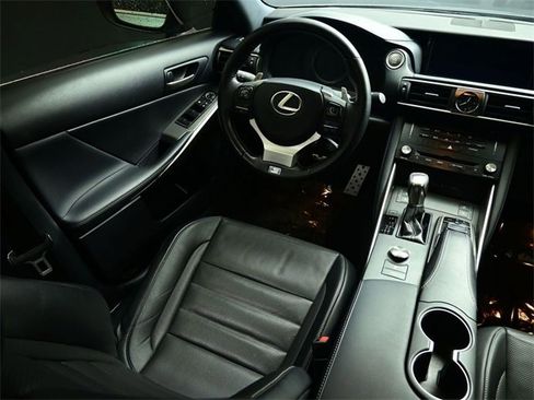 Used 2017 Lexus IS 300 F Sport w/ F Sport Package image 17