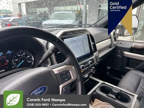 Used 2022 Ford F250 Lariat w/ Black Appearance Package image 14