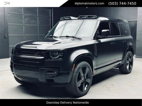 Used 2022 Land Rover Defender 110 V8 AWD/4WD image 1