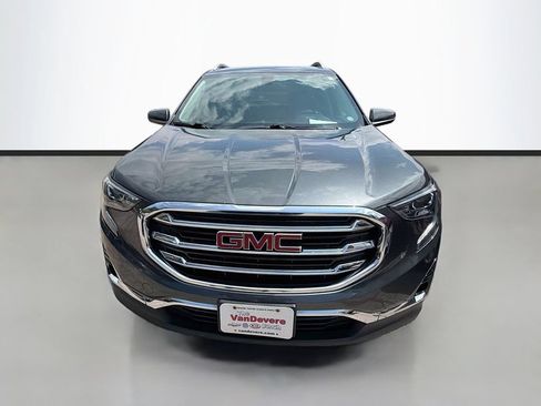 Used 2018 GMC Terrain SLT w/ Preferred Package FWD image 2