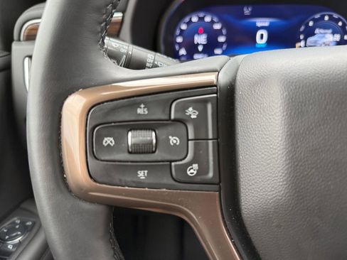 Used 2024 Chevrolet Tahoe High Country w/ Premium Package image 24