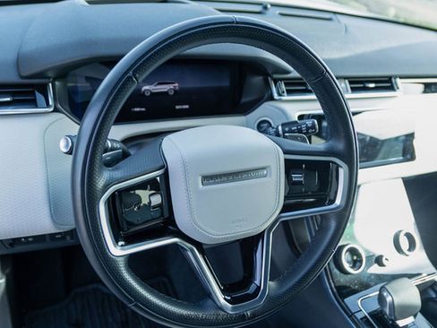 Used 2023 Land Rover Range Rover Velar R-Dynamic S image 36