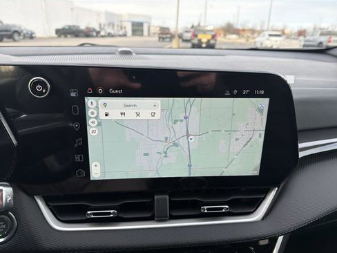 New 2026 Chevrolet Equinox LT w/ Convenience Package II image 18