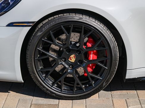 Used 2024 Porsche 911 Targa 4S image 11