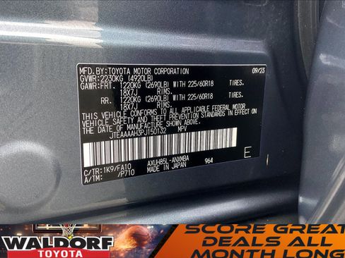 Used 2023 Toyota Venza LE image 36