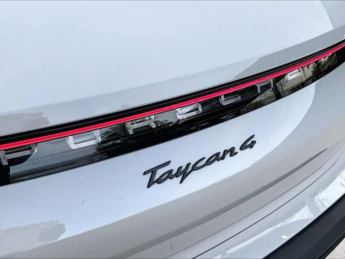 Used 2022 Porsche Taycan 4 Cross Turismo AWD/4WD image 34