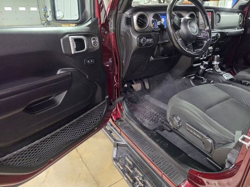 Used 2021 Jeep Gladiator Sport w/ Quick Order Package 24Q 80Th AWD/4WD image 22