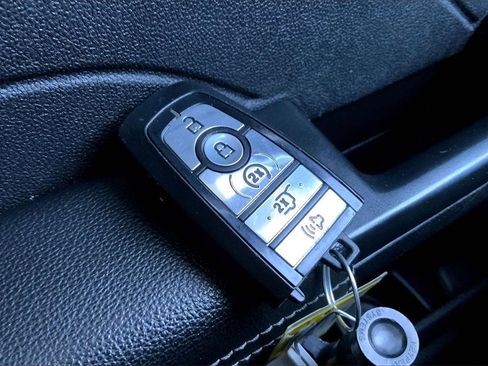 Used 2023 Ford Escape Active image 2