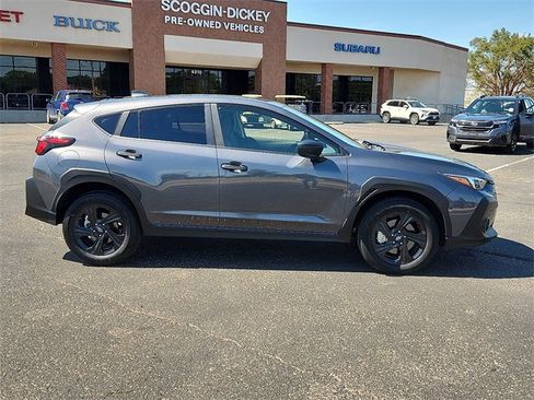Used 2024 Subaru Crosstrek 2.0i image 5