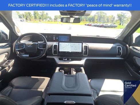 Used 2025 Ford Expedition Active AWD/4WD image 30