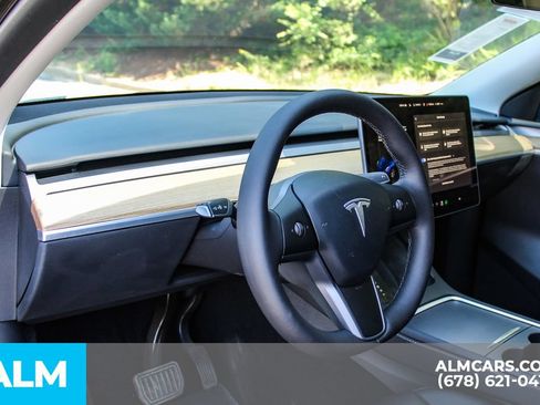 Used 2023 Tesla Model Y Long Range AWD/4WD image 27
