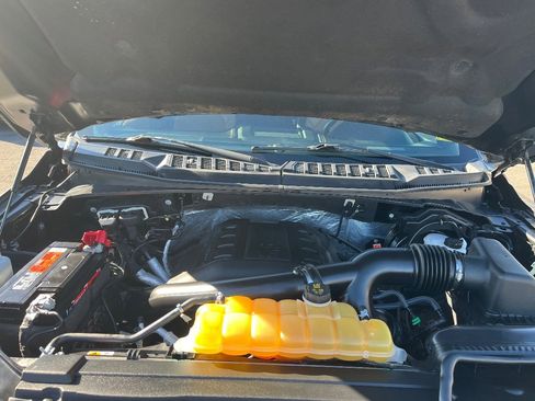 Used 2016 Ford F150 Limited w/ Trailer Tow Package image 42