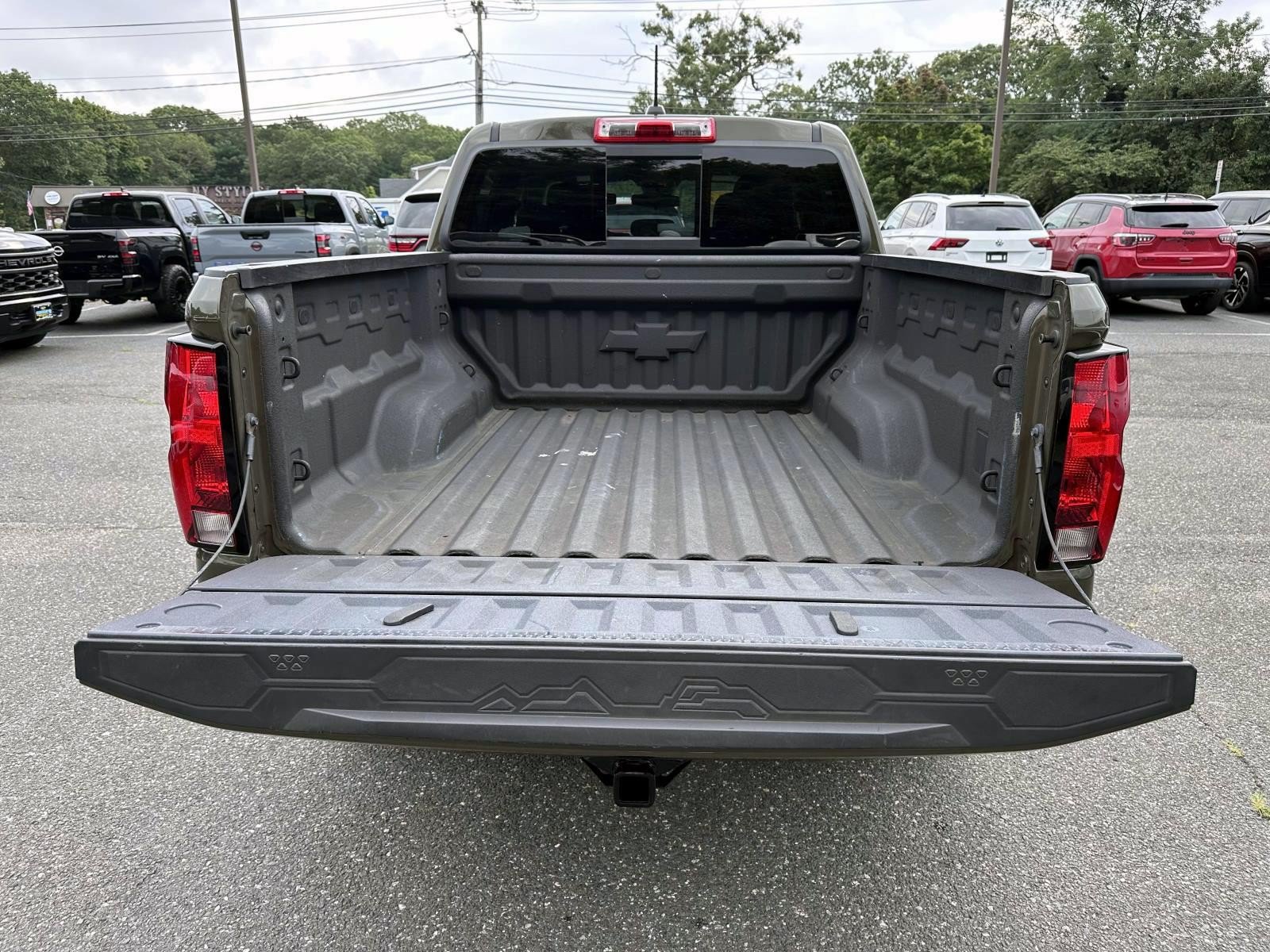 Used 2023 Chevrolet Colorado LT RWD image 7