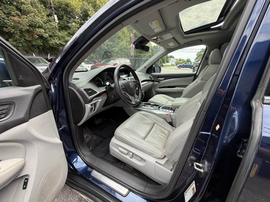 Used 2017 Acura MDX w/ Technology Package AWD/4WD image 11