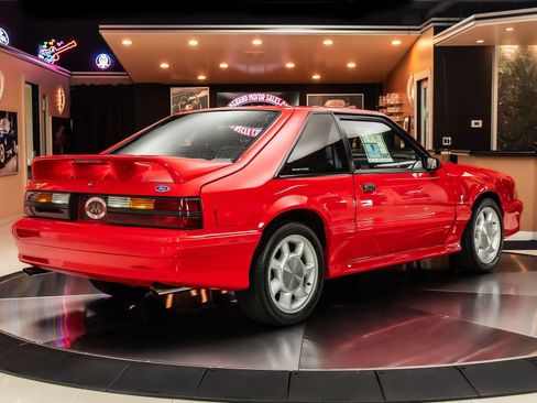 Used 1993 Ford Mustang Cobra RWD image 12
